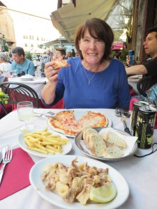 Cheese Pizza in cheezy Pisa